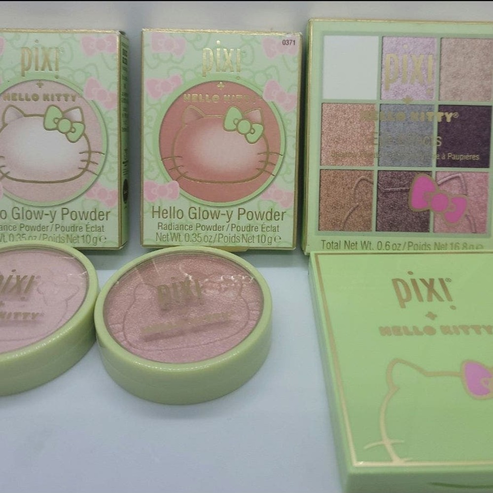 Hello Kitty Pixi Makeup lot - Pallet & 2 Blush New